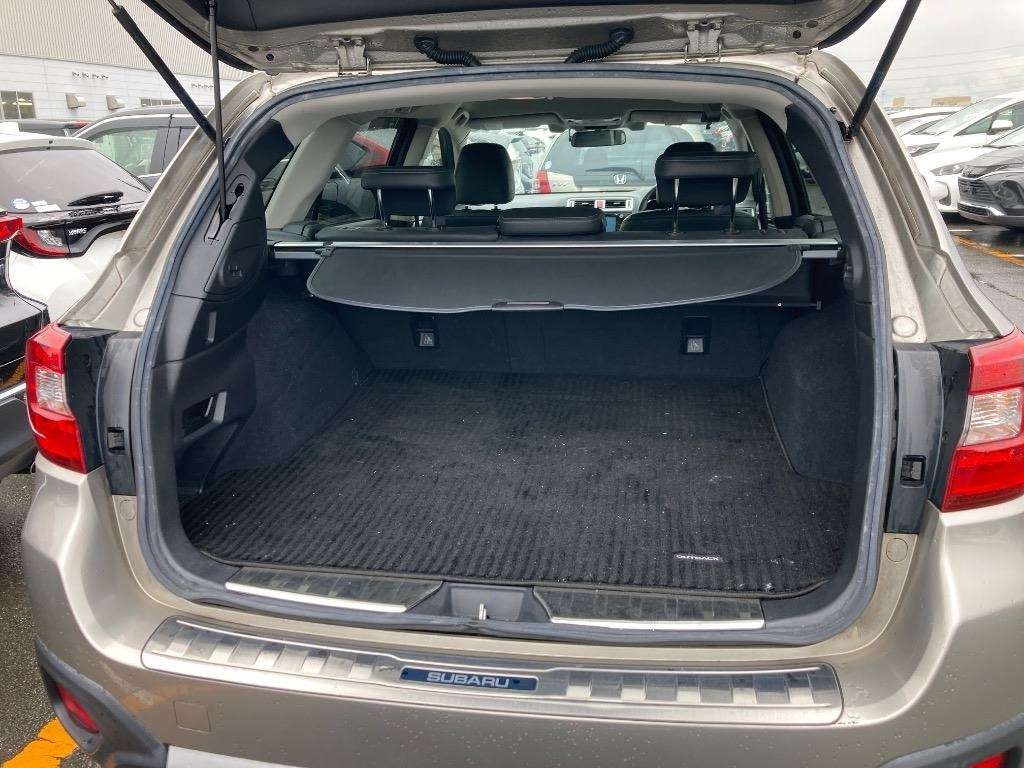 SUBARU LEGACY OUTBACK LIMITED 4WD Thumbnail 9