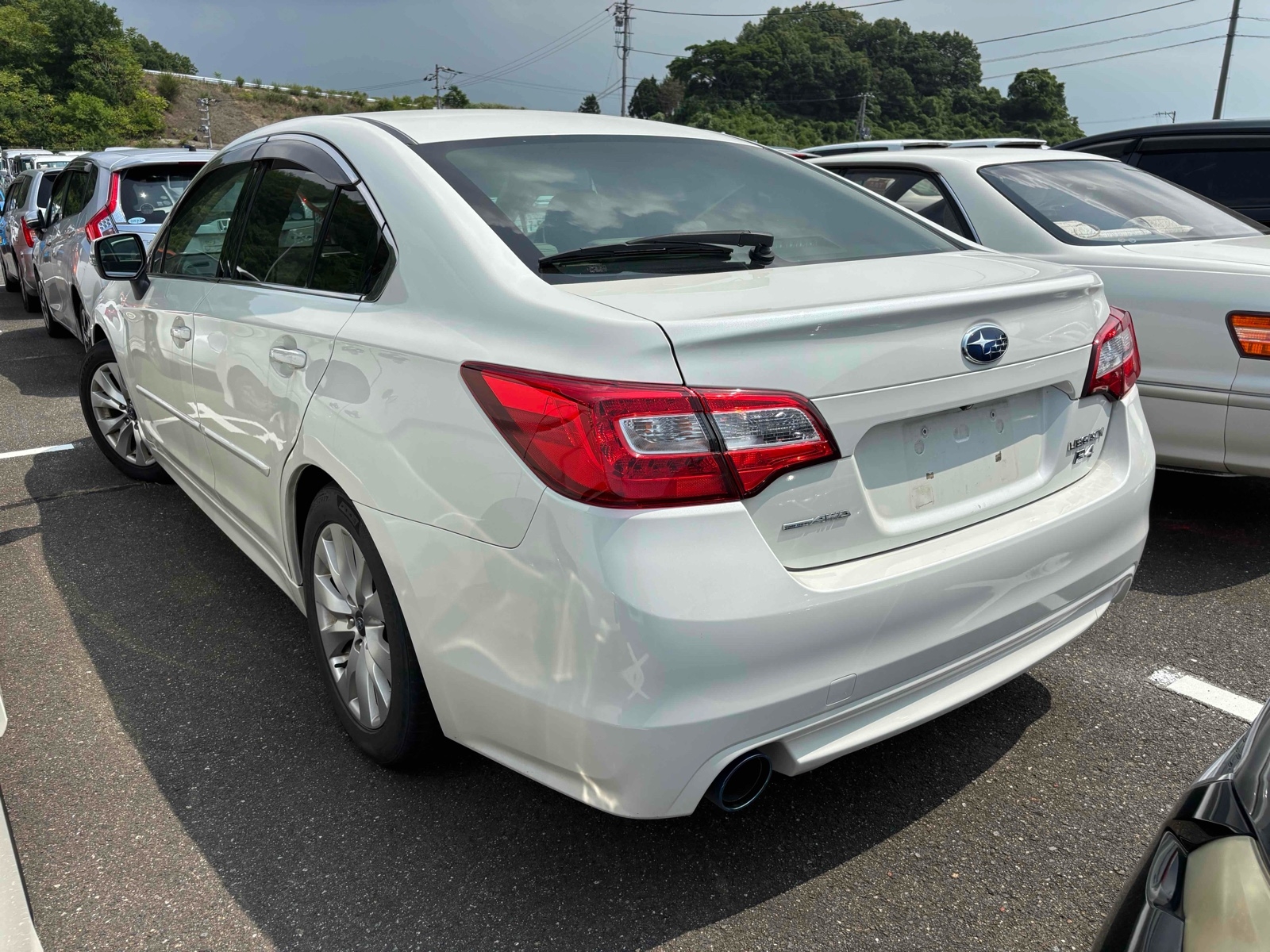 SUBARU LEGACY B4 B4 4WD Thumbnail 2