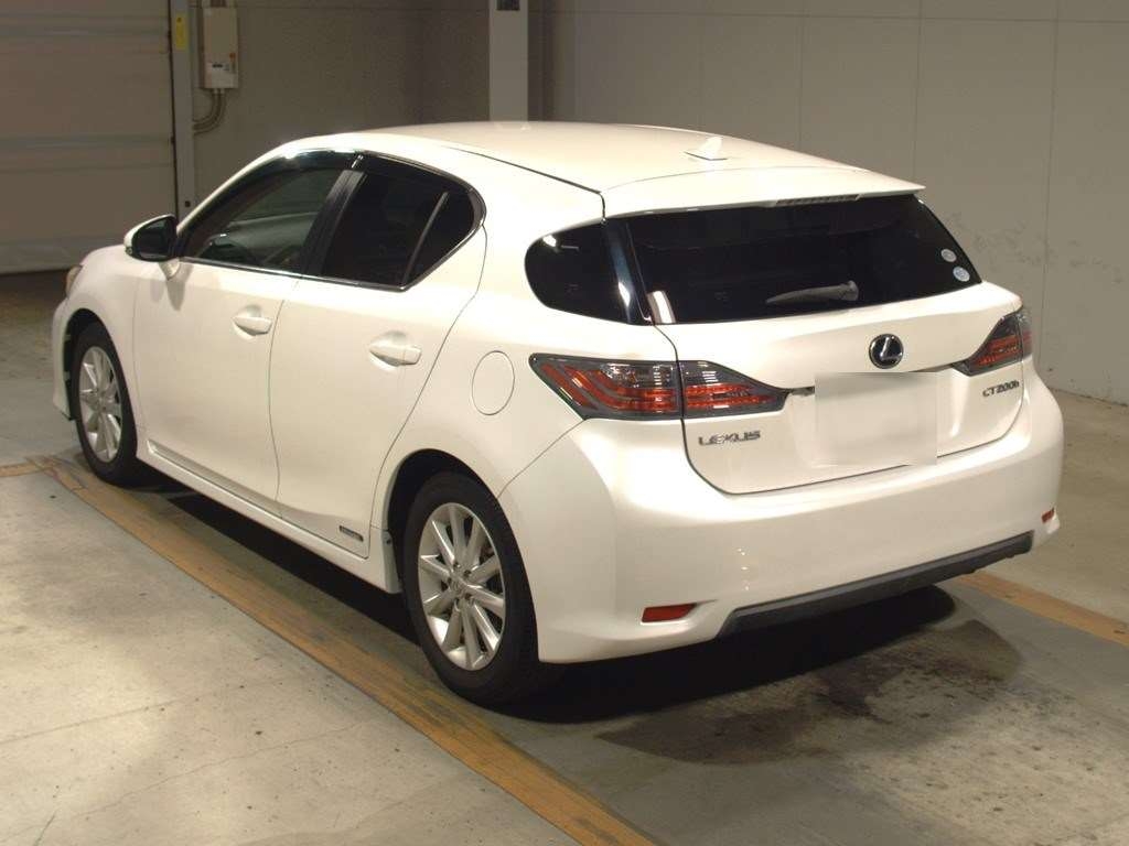LEXUS CT CT200H VERSION C Thumbnail 5