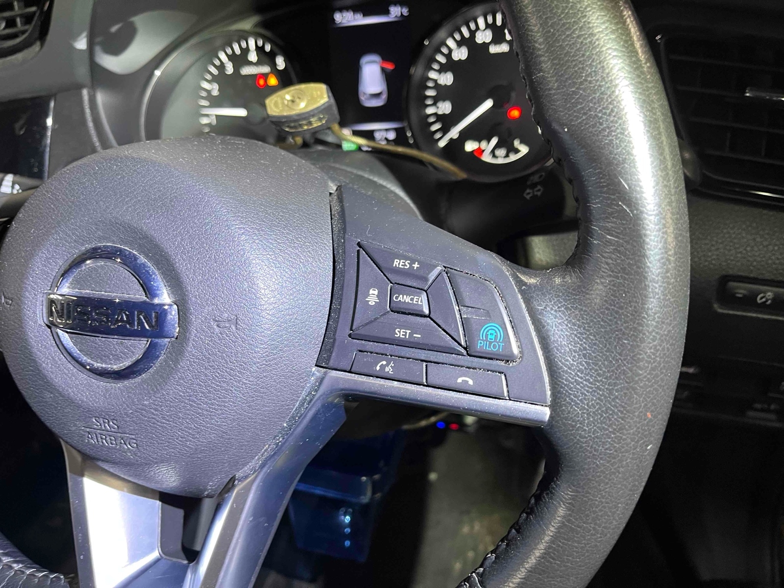 NISSAN X-TRAIL 20XI Thumbnail 13