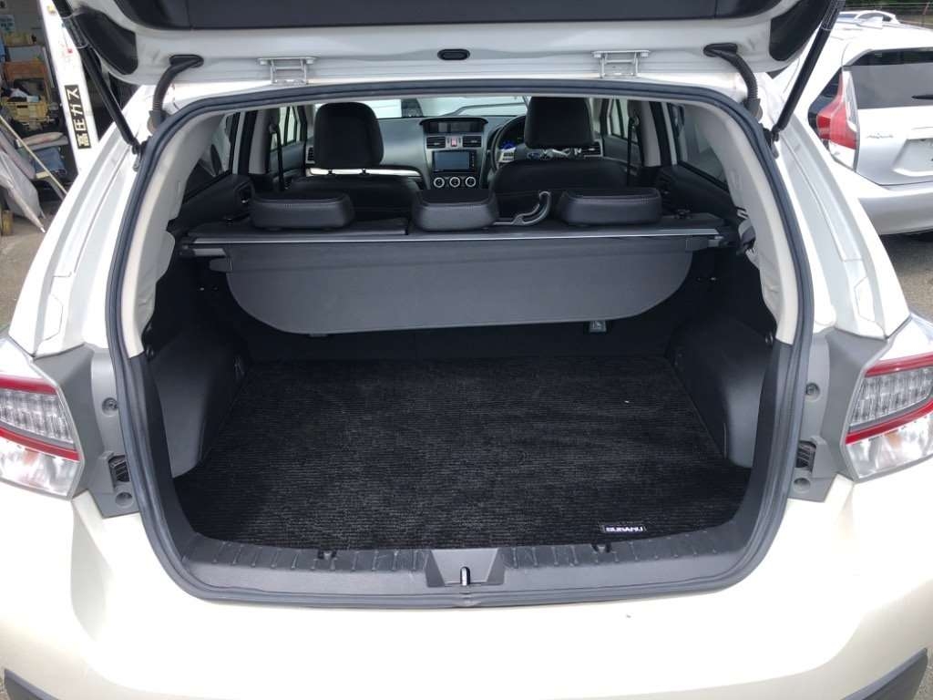 SUBARU XV HYBRID 2.0I-L EYESIGHT 4WD Thumbnail 9