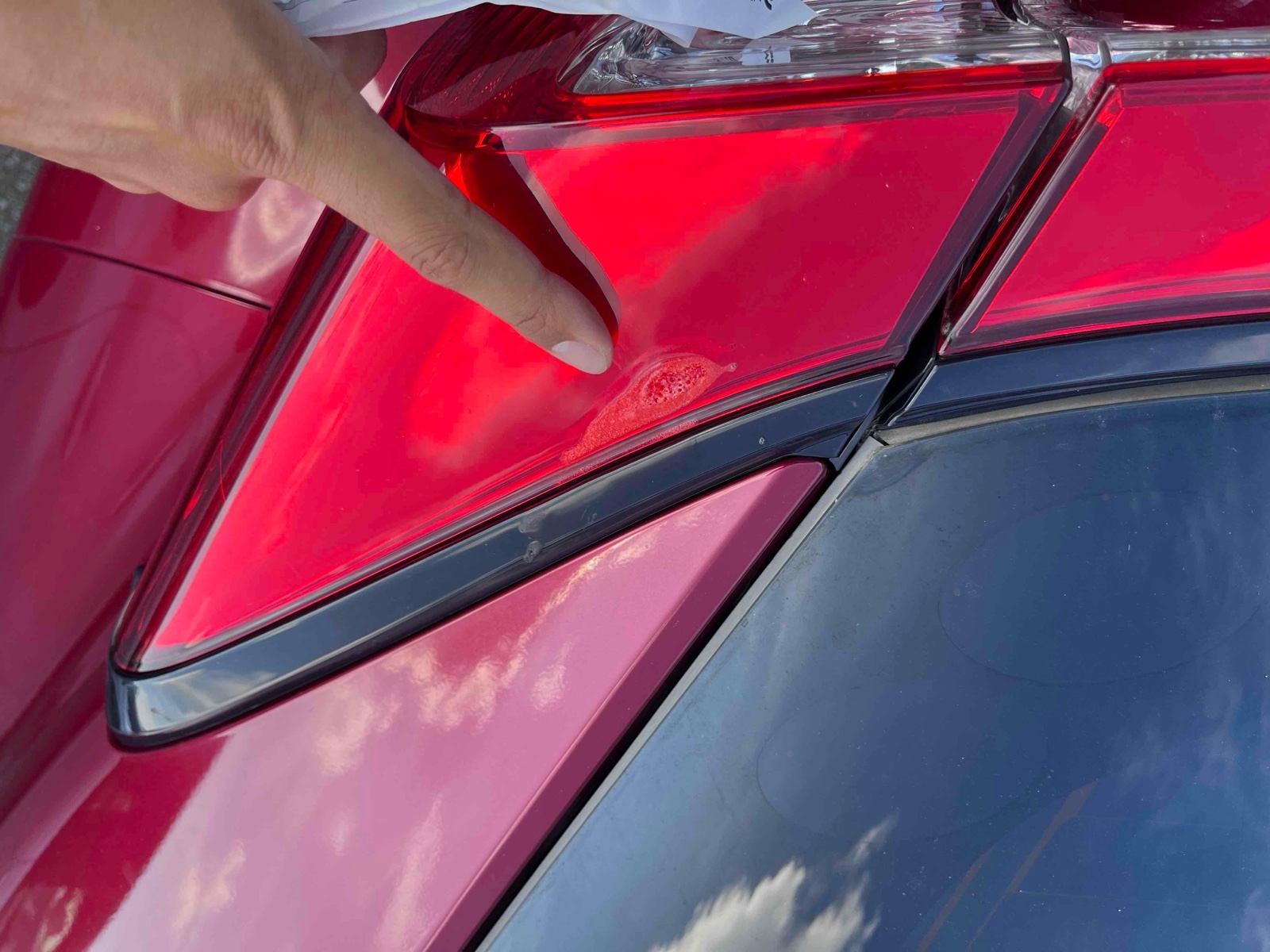 TOYOTA C-HR S Thumbnail 15