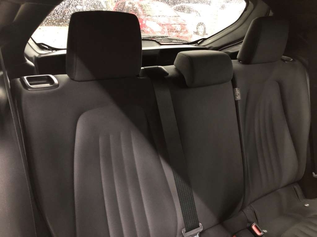 TOYOTA YARIS HYBRID X Thumbnail 7
