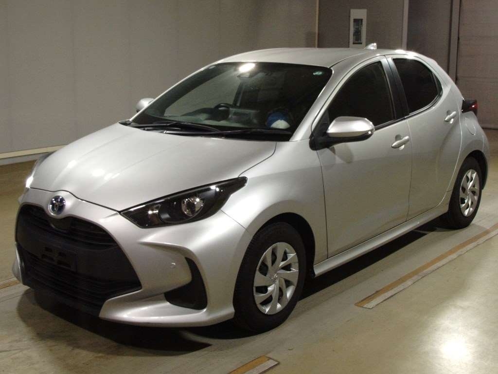 TOYOTA YARIS HYBRID X Thumbnail 1