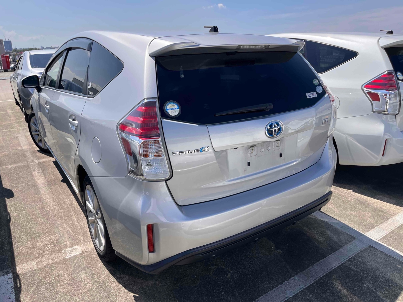 TOYOTA PRIUS ALPHA S TOURINGSELECTION Thumbnail 2