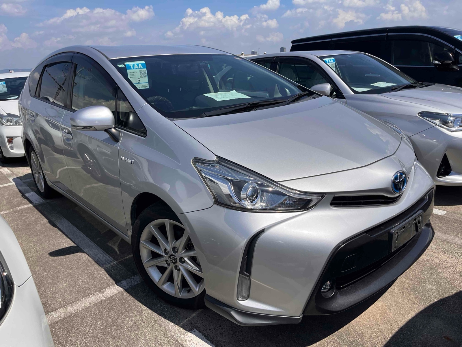 TOYOTA PRIUS ALPHA S TOURINGSELECTION Thumbnail 1