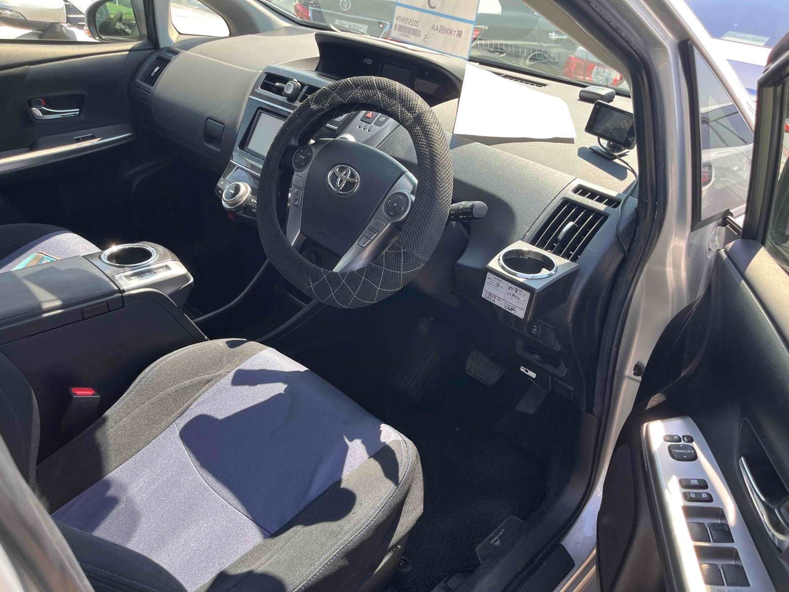 TOYOTA PRIUS ALPHA S TOURINGSELECTION Thumbnail 11