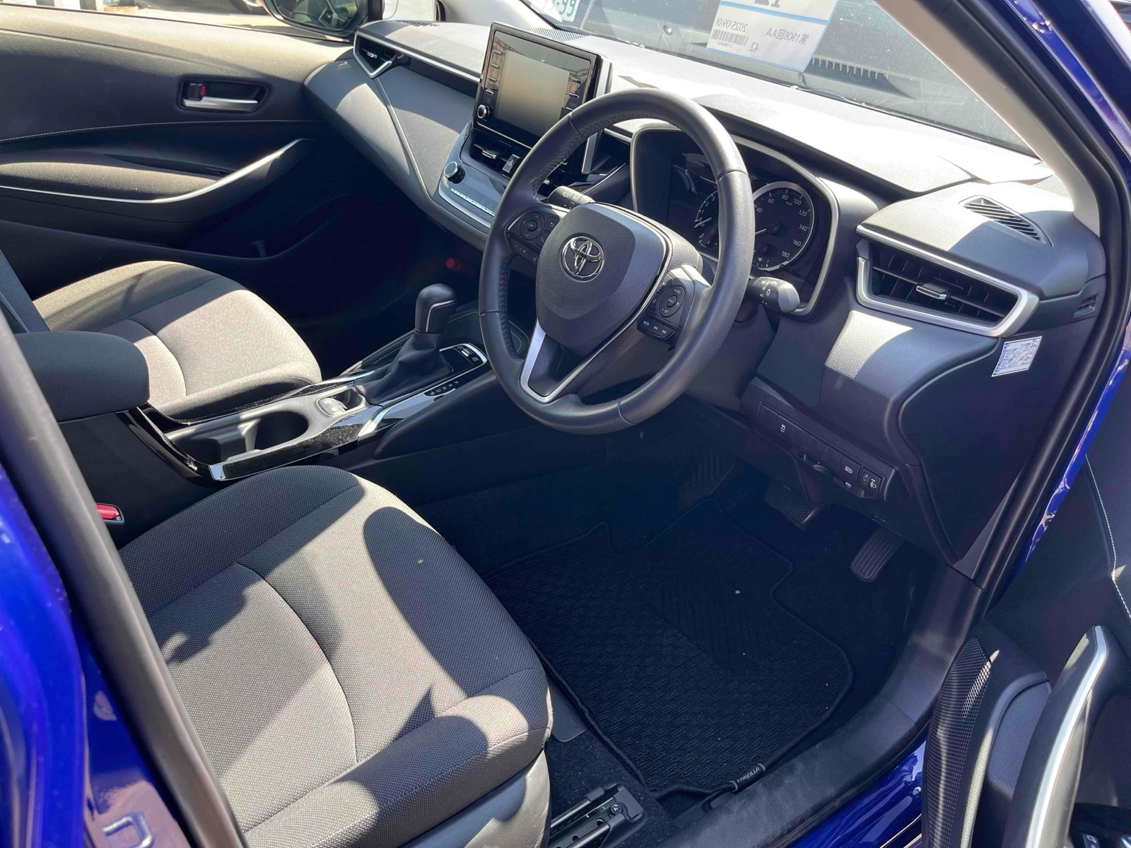 TOYOTA COROLLA TUOURING HYBRID S Thumbnail 11