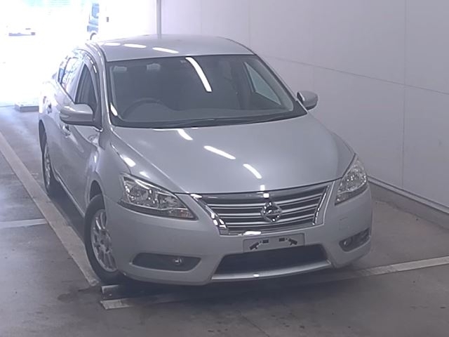 NISSAN SYLPHY X Thumbnail 3
