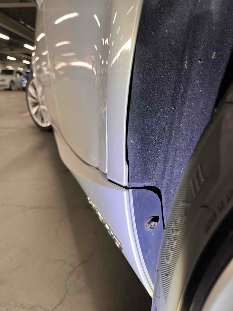 LEXUS IS IS300H Thumbnail 32
