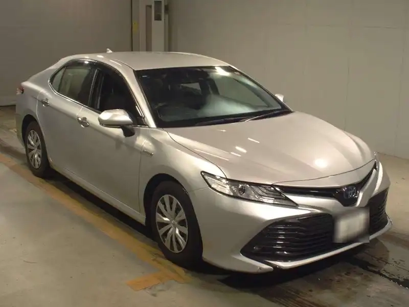 TOYOTA CAMRY X Thumbnail 6