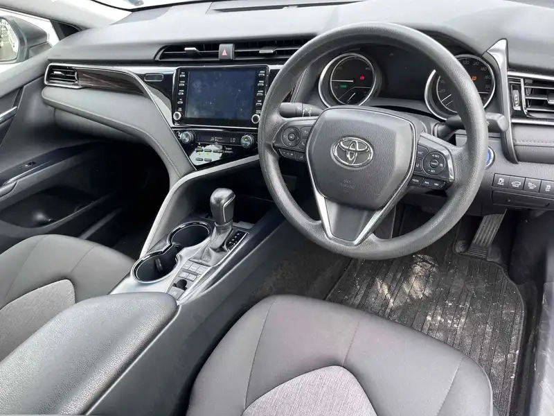 TOYOTA CAMRY X Thumbnail 10