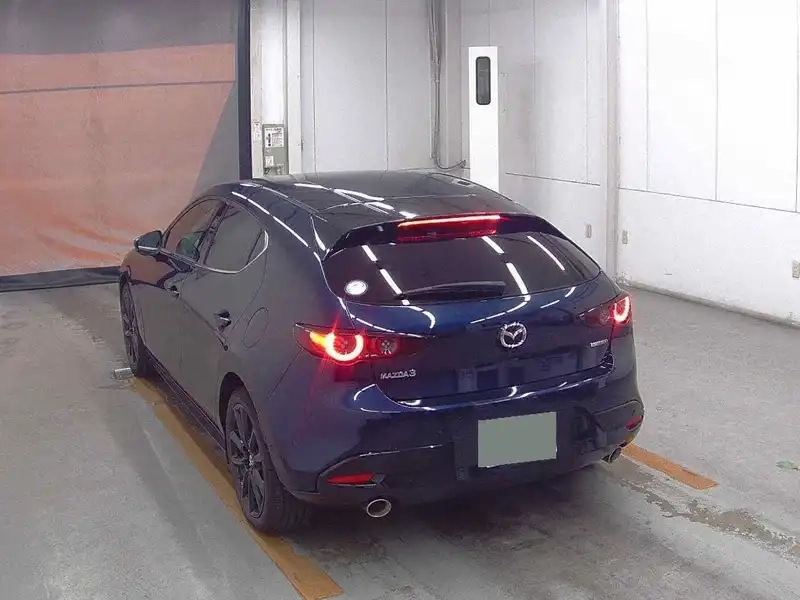 MAZDA 3 FASTBACK X PROACTIVE TOURING SELECTION Thumbnail 4