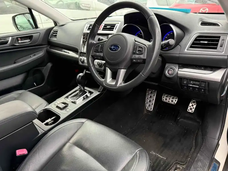 SUBARU LEGACY OUTBACK LIMITED 4WD Thumbnail 6