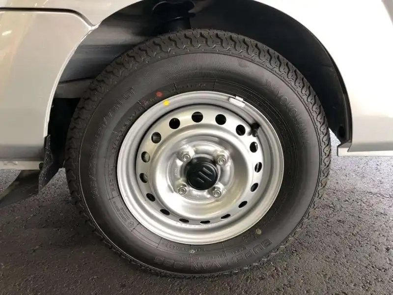 SUZUKI CARRY TRUCK KC 4WD Thumbnail 10