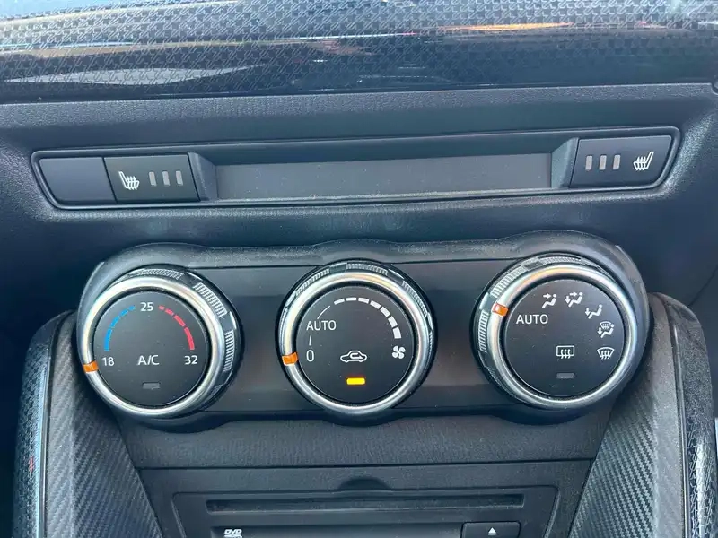MAZDA DEMIO 13S Thumbnail 12
