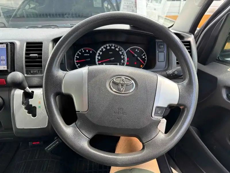 TOYOTA HIACE VAN DX Thumbnail 34