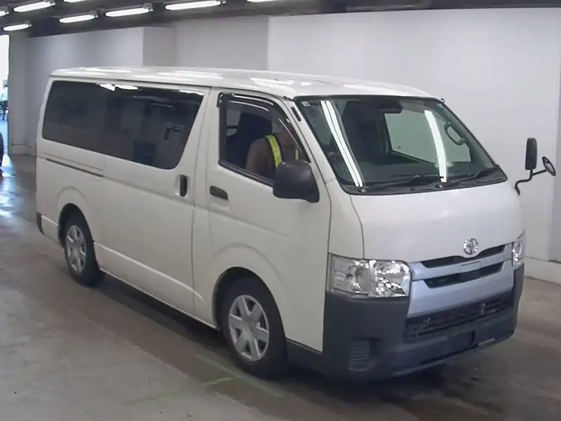 TOYOTA HIACE LONG DX Thumbnail 3