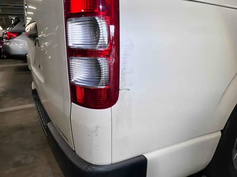 TOYOTA HIACE LONG DX Thumbnail 26