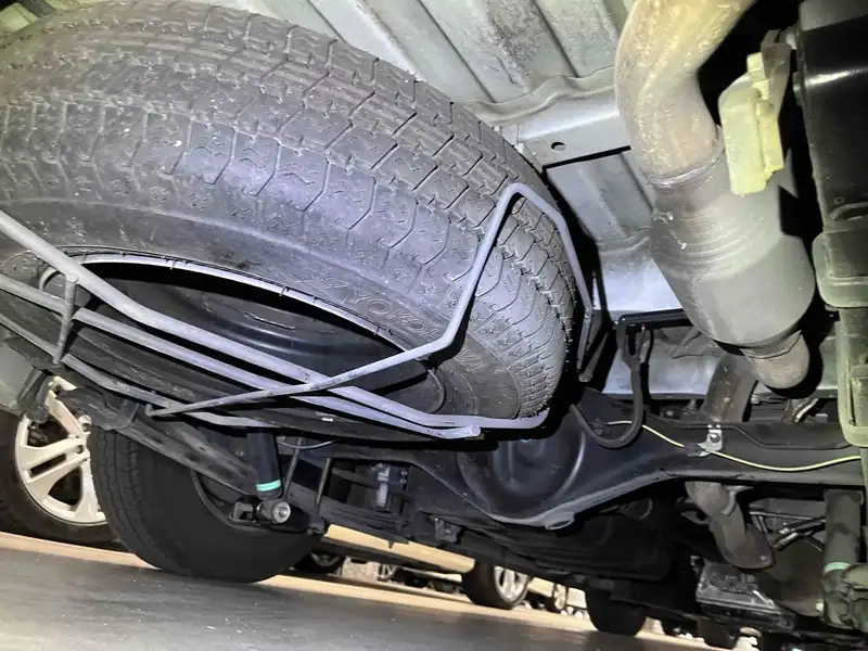 TOYOTA HIACE LONG DX Thumbnail 38