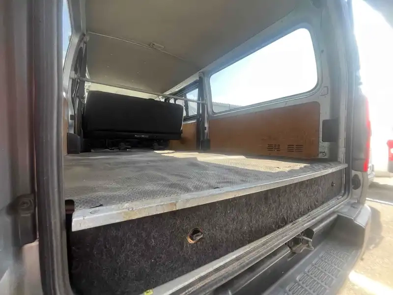 TOYOTA HIACE DX Thumbnail 16