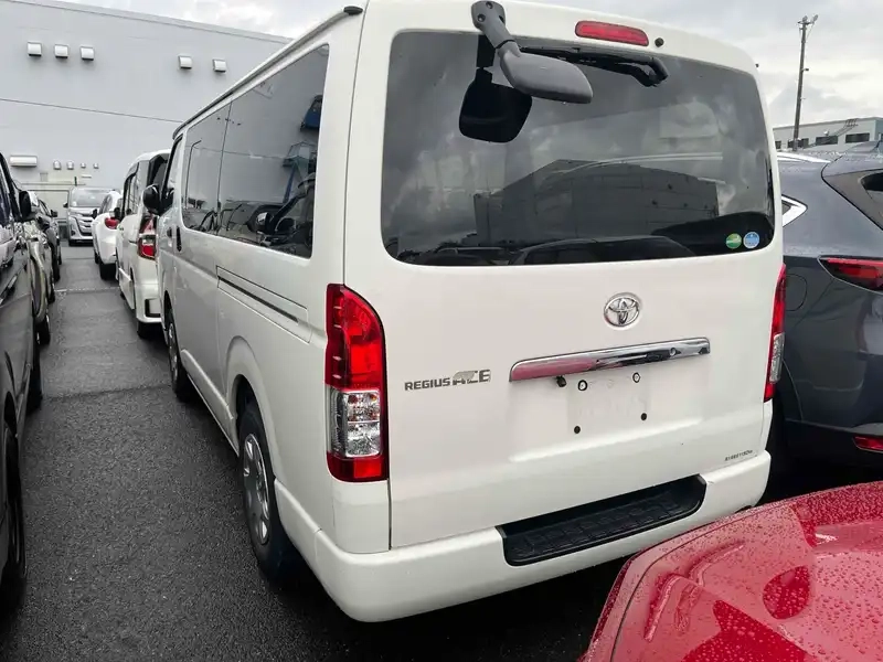 TOYOTA HIACE VAN 5D LONG DX GL PACKAGE Thumbnail 2