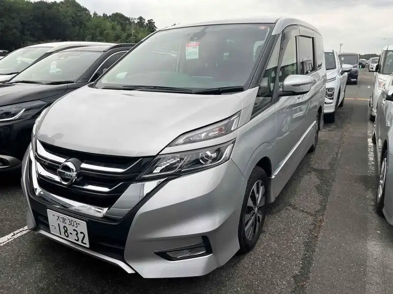 NISSAN SERENA 5D HIGHWAY STAR V SELECTION Thumbnail 1