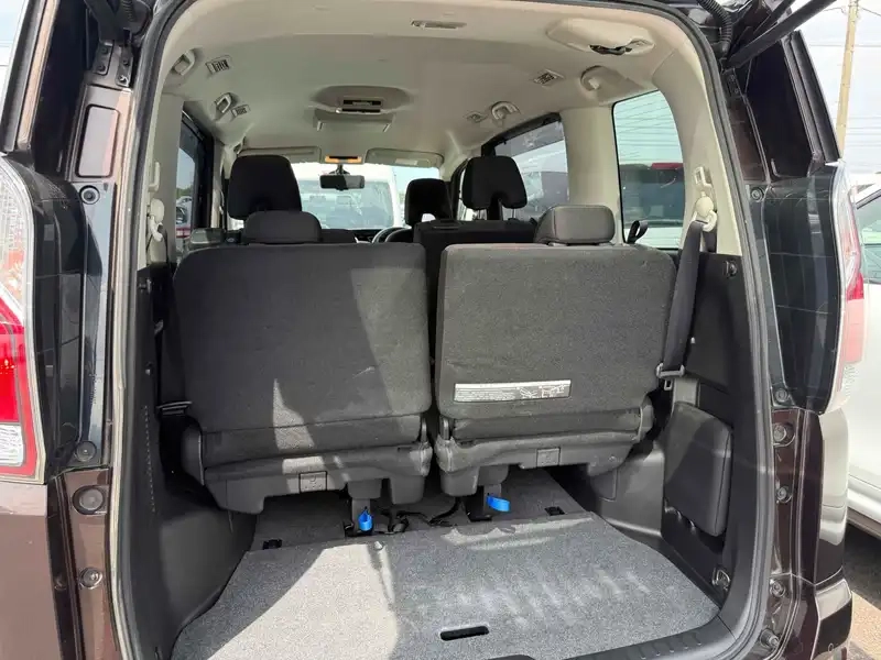 NISSAN SERENA HIGHWAY STAR V SELECTION PRO-PILOT Thumbnail 17