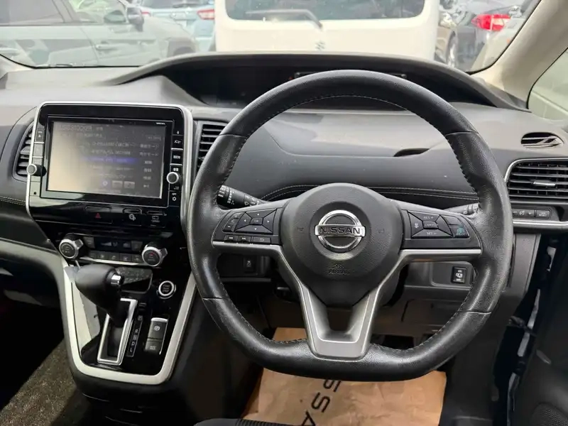 NISSAN SERENA HIGHWAY STAR V SELECTION PRO-PILOT Thumbnail 8