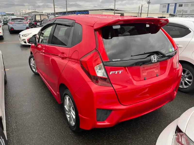 HONDA FIT 13G S PACKAGE Thumbnail 2