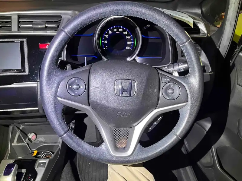 HONDA FIT HV S  PACKAGE Thumbnail 7