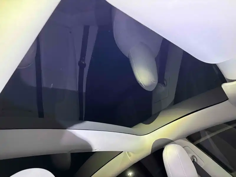 TESLA MODEL 3 LONG RANGE DUAL MOTOR 4WD Thumbnail 9