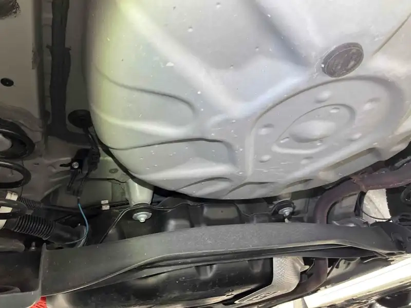 TOYOTA YARIS HYBRID X Thumbnail 18