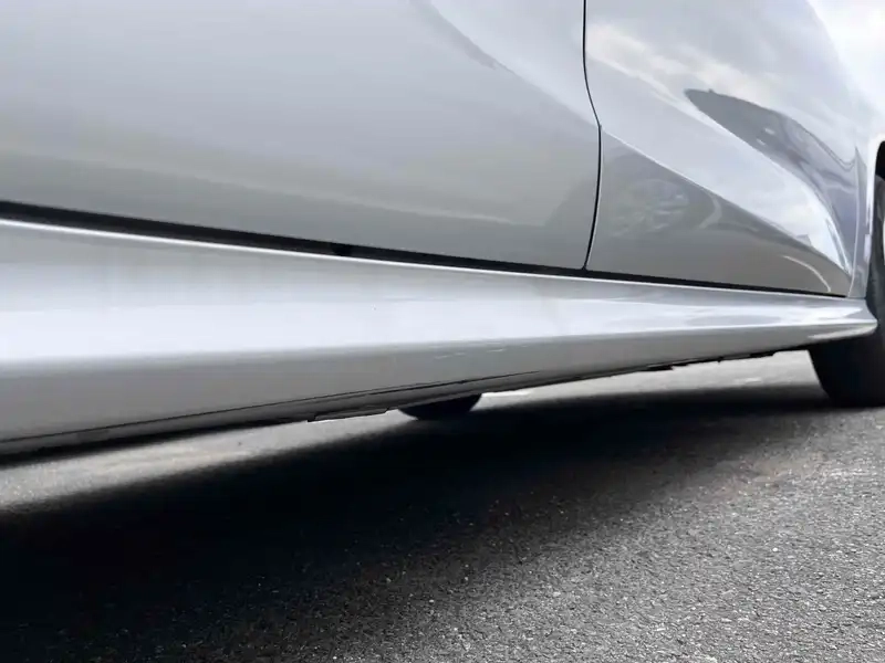 TOYOTA YARIS HYBRID X Thumbnail 14