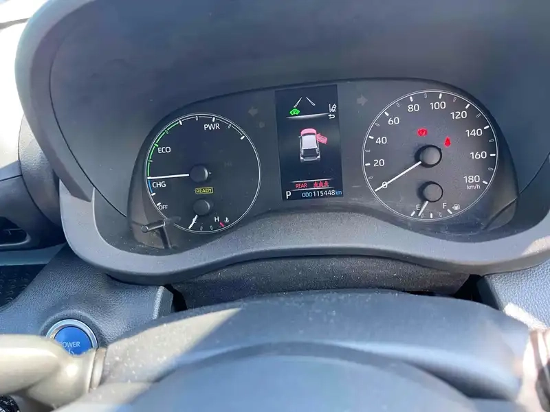 TOYOTA YARIS HYBRID X Thumbnail 13