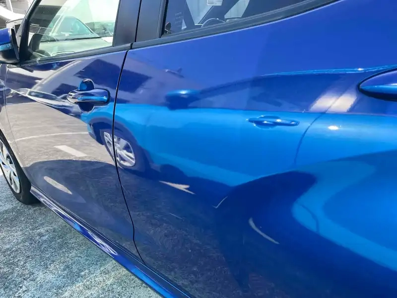 TOYOTA YARIS HYBRID X Thumbnail 26
