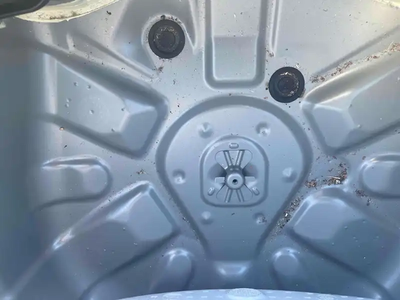TOYOTA YARIS HYBRID X Thumbnail 30