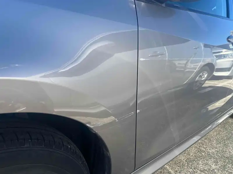 TOYOTA YARIS HYBRID X Thumbnail 15
