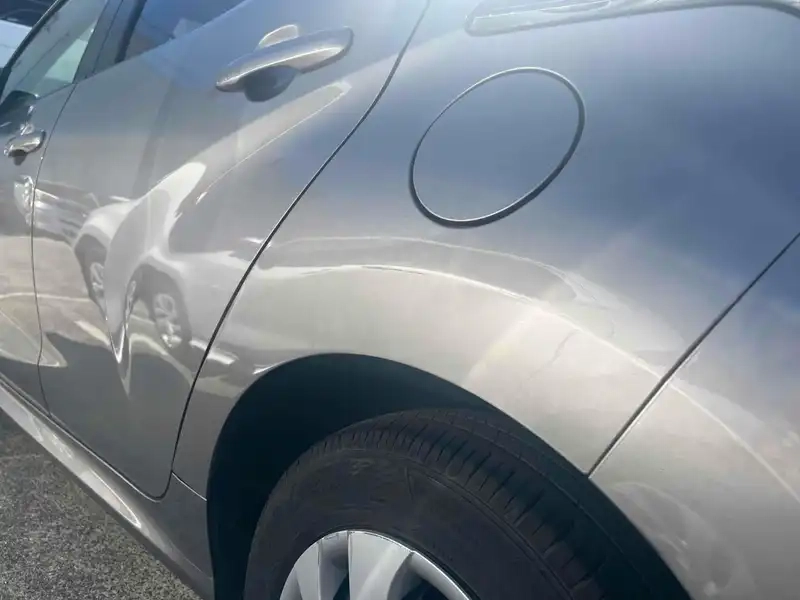 TOYOTA YARIS HYBRID X Thumbnail 27