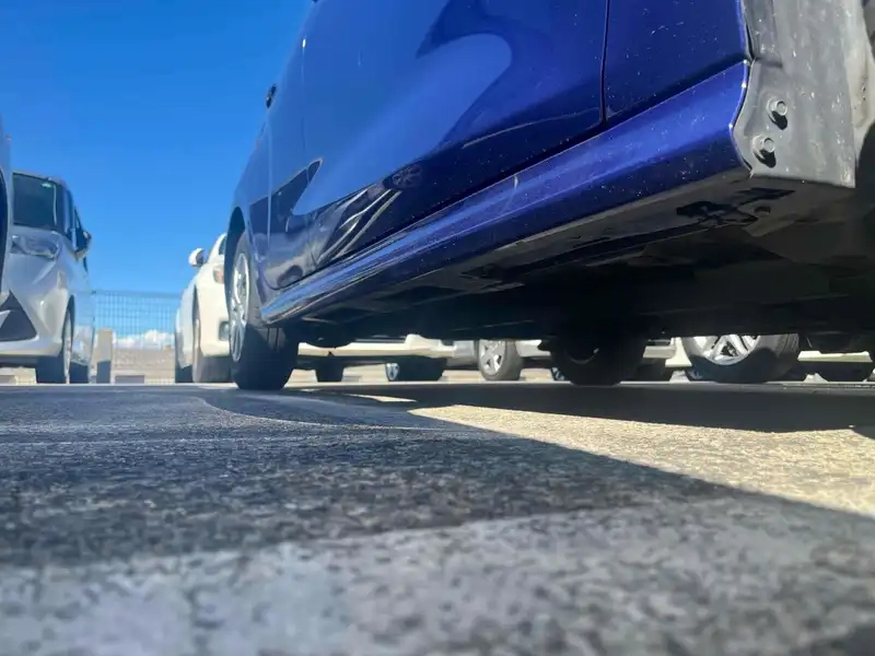 TOYOTA YARIS HYBRID X Thumbnail 17