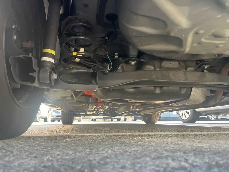 TOYOTA YARIS HYBRID X Thumbnail 27