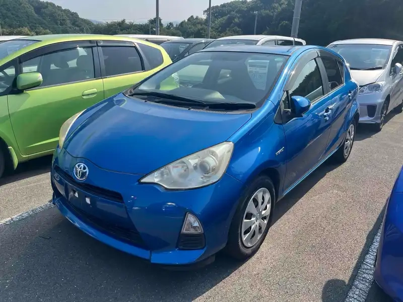TOYOTA AQUA S Thumbnail 1