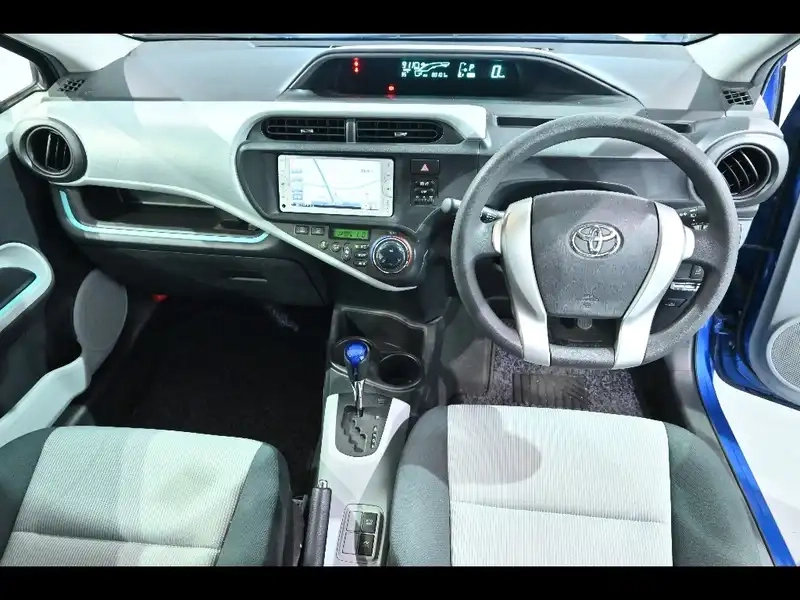 TOYOTA AQUA S Thumbnail 5