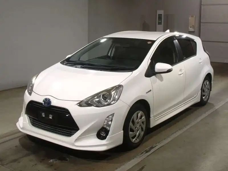 TOYOTA AQUA S BODYKIT Thumbnail 3