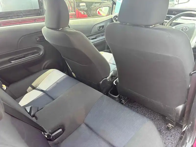 TOYOTA AQUA S Thumbnail 7