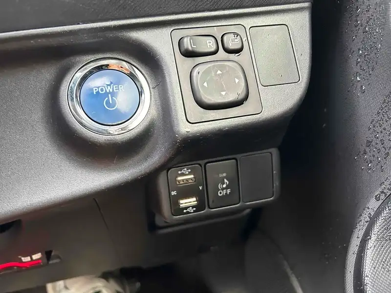 TOYOTA AQUA S Thumbnail 16