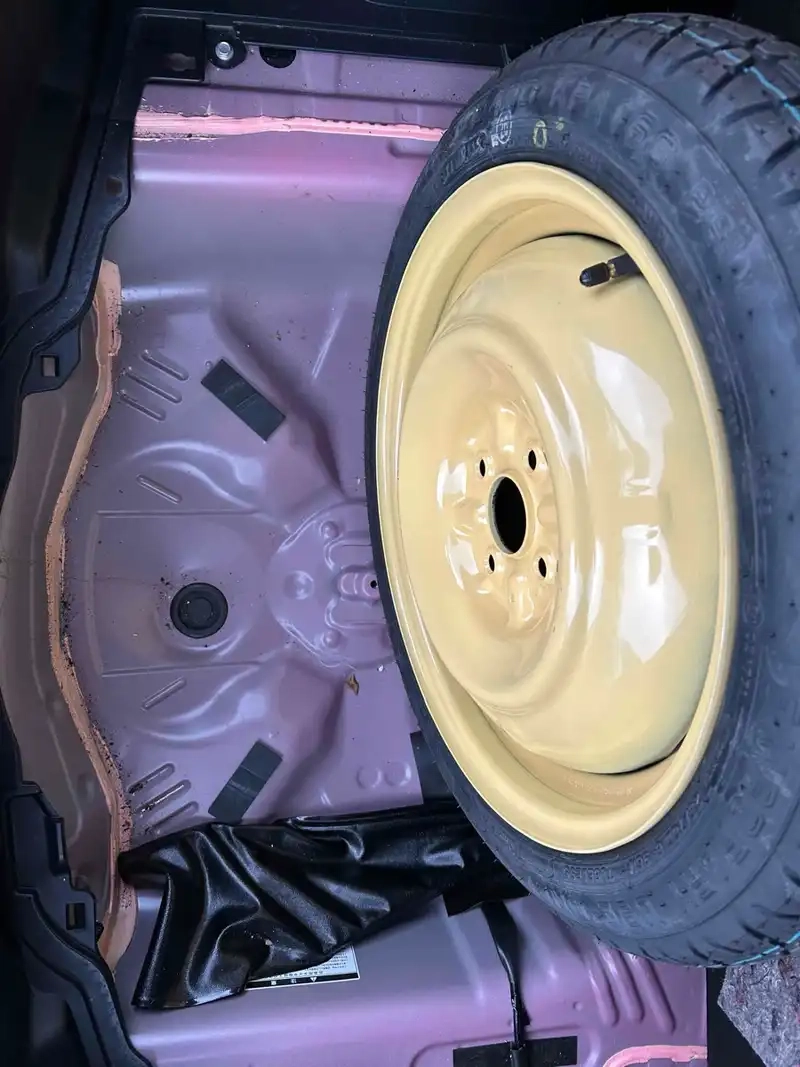 TOYOTA AQUA S Thumbnail 26
