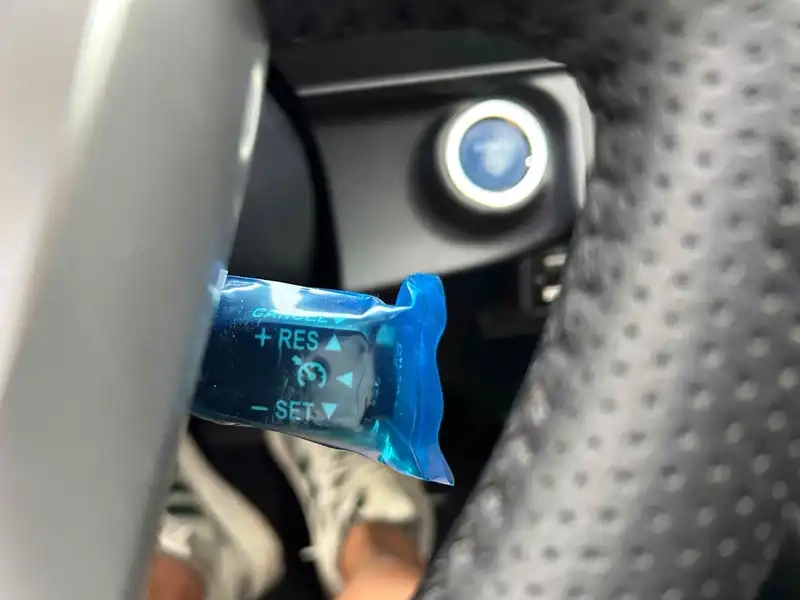 TOYOTA AQUA S Thumbnail 12