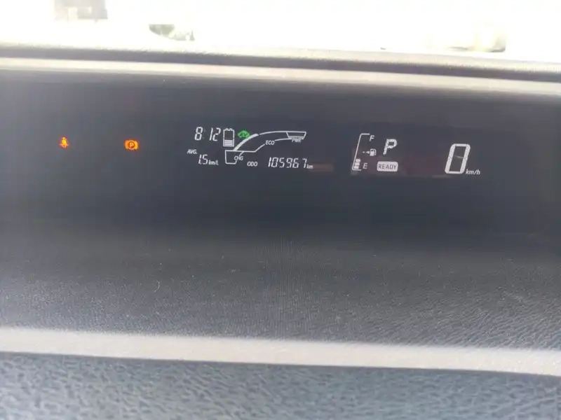 TOYOTA AQUA X-URBAN Thumbnail 8