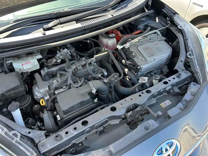 TOYOTA AQUA S Thumbnail 8